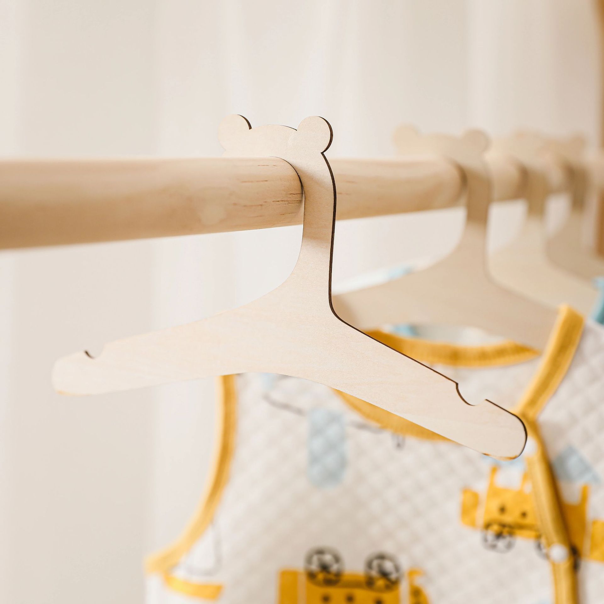 5/10pcs Wooden Baby Hangers Ki - огляд і ціна Baby Nursery Uniform